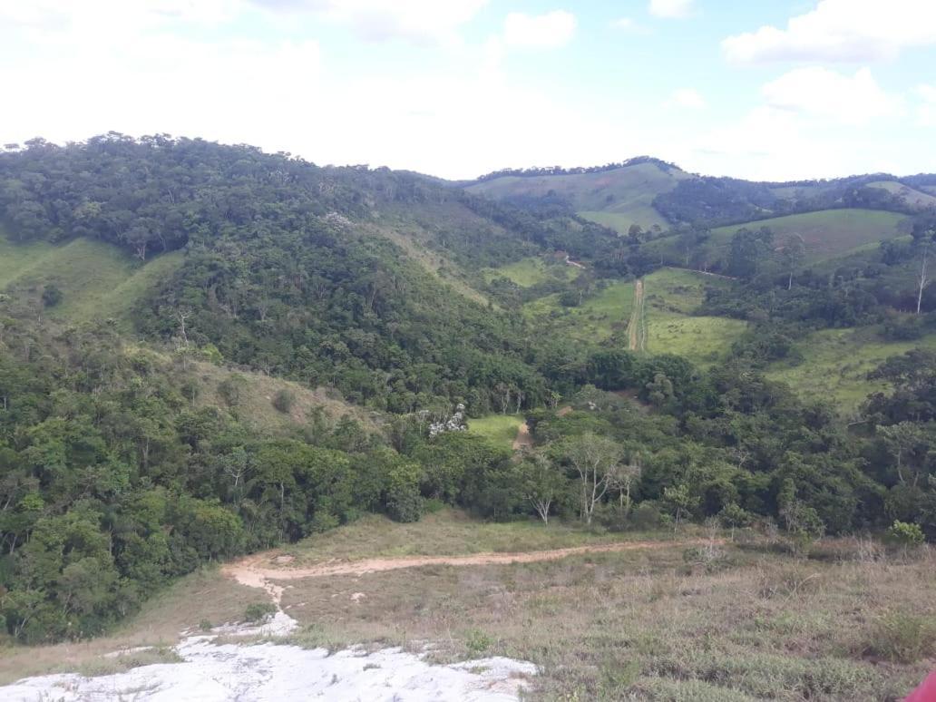 Pousada Fazenda e Pesqueiro Chalé da serra Conceição da Ibitipoca Esterno foto